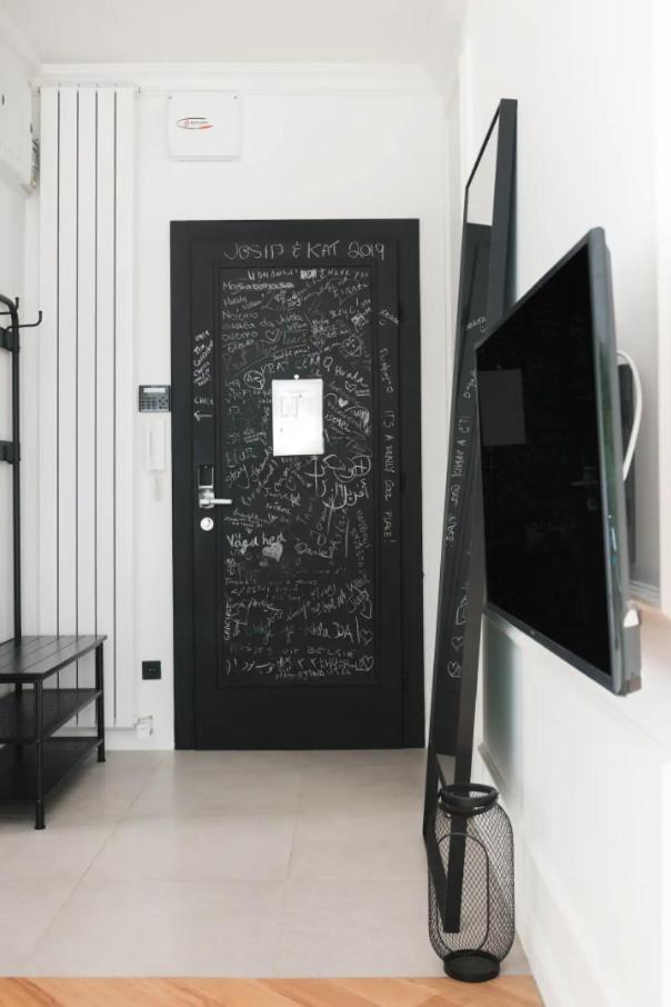 Fingerprint Tree Apartments - Delux 萨格勒布 外观 照片